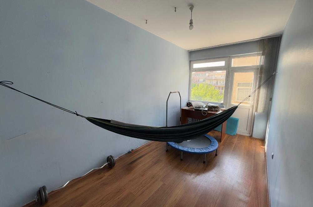 KIZILAY ZİYA GÖKALPDE NEZİH BİNADA İŞYERİNE UYGUN 3+1 SATILIK