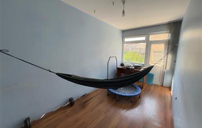 KIZILAY ZİYA GÖKALPDE NEZİH BİNADA İŞYERİNE UYGUN 3+1 SATILIK