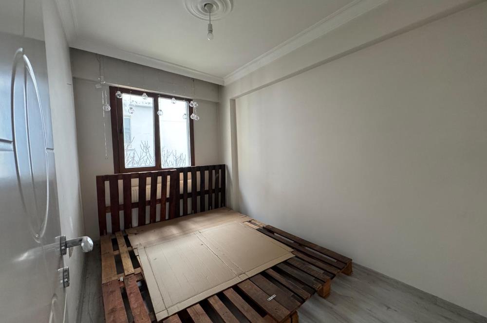 İzmir Park AVM Yakını Merkezi konumda Satılık 2+1 Daire