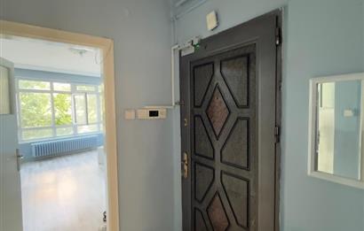 KIZILAY ZİYA GÖKALPDE NEZİH BİNADA İŞYERİNE UYGUN 3+1 SATILIK