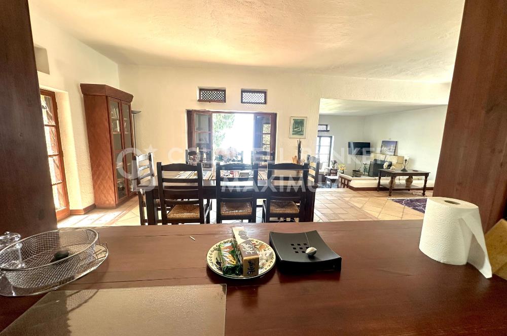 KKTC Girne Bellapais 3+1 Büyüleyici Manzaralı Kiralık Villa
