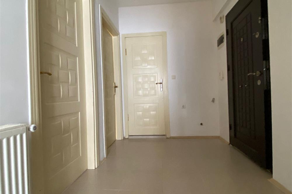 CENTURY 21'DEN ÜNİVERSİTE KARŞISI 2+1 KİRALIK DAİRE! 