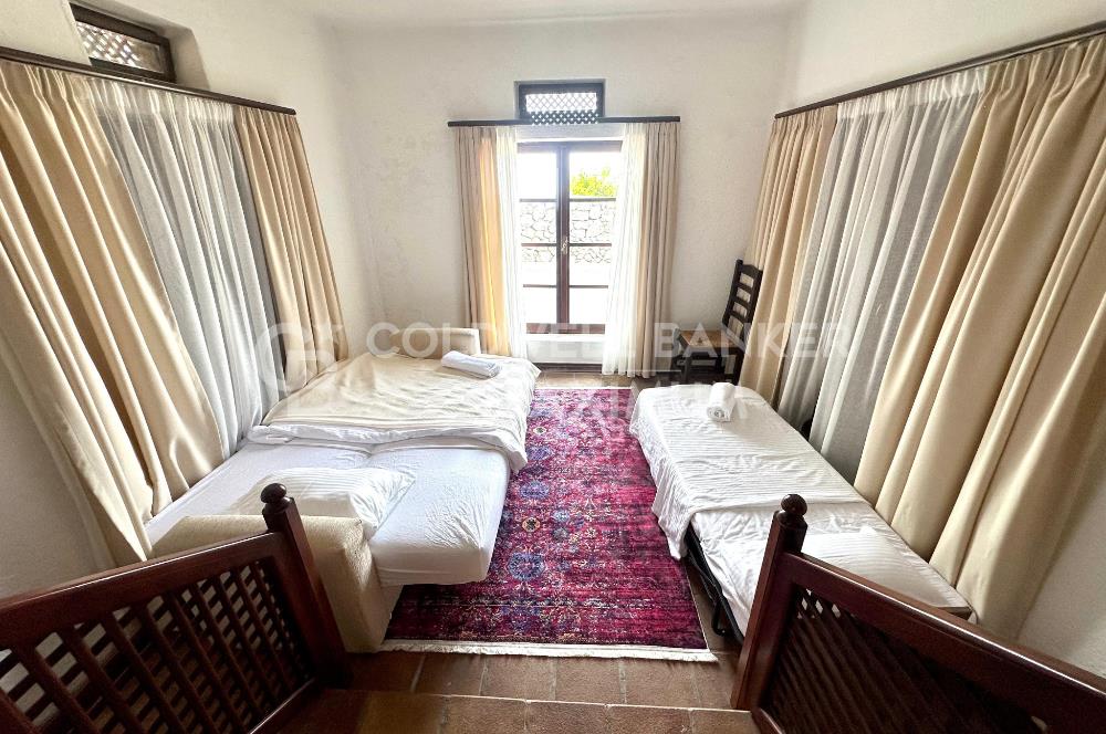 KKTC Girne Bellapais 3+1 Büyüleyici Manzaralı Kiralık Villa
