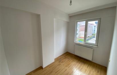 CENTURY 21'DEN ÜNİVERSİTE KARŞISI 2+1 KİRALIK DAİRE! 