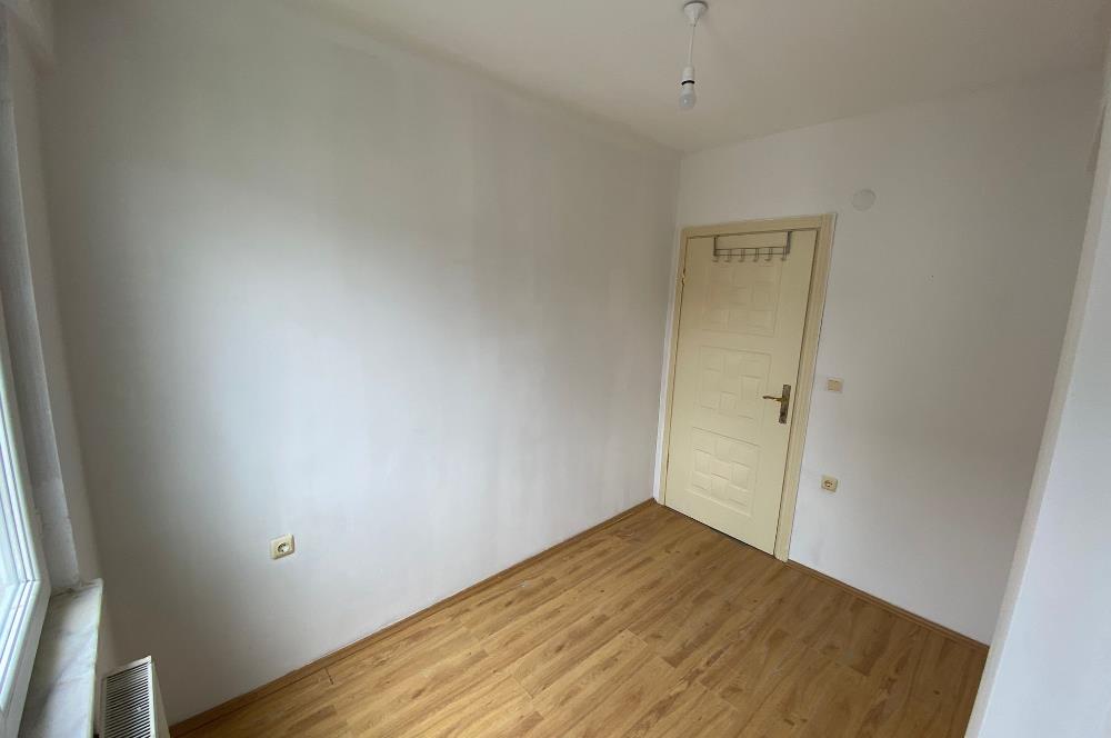 CENTURY 21'DEN ÜNİVERSİTE KARŞISI 2+1 KİRALIK DAİRE! 