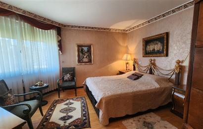 SUADİYE SAHİLDE SİTE ÖZELLİKLİ DENİZ MANZARALI 5+1 275 m2 DAİRE