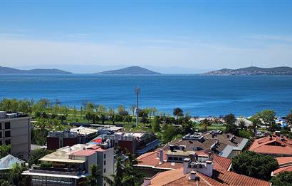 SUADİYE SAHİLDE SİTE ÖZELLİKLİ DENİZ MANZARALI 5+1 275 m2 DAİRE
