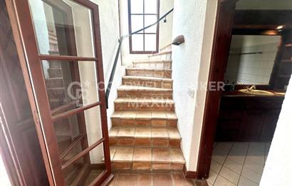 KKTC Girne Bellapais 3+1 Büyüleyici Manzaralı Kiralık Villa