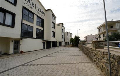 C21 Cius; Umurbey'de Havuzlu Müstakil Girişli Dubleks Daire