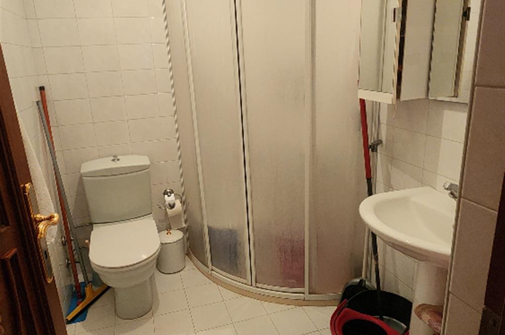 SUADİYE SAHİLDE SİTE ÖZELLİKLİ DENİZ MANZARALI 5+1 275 m2 DAİRE