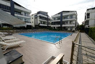 C21 Cius; Umurbey'de Havuzlu Müstakil Girişli Dubleks Daire