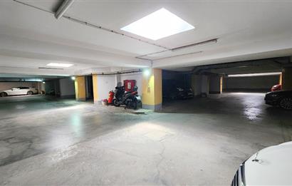 SUADİYE SAHİLDE SİTE ÖZELLİKLİ DENİZ MANZARALI 5+1 275 m2 DAİRE