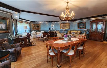 SUADİYE SAHİLDE SİTE ÖZELLİKLİ DENİZ MANZARALI 5+1 275 m2 DAİRE
