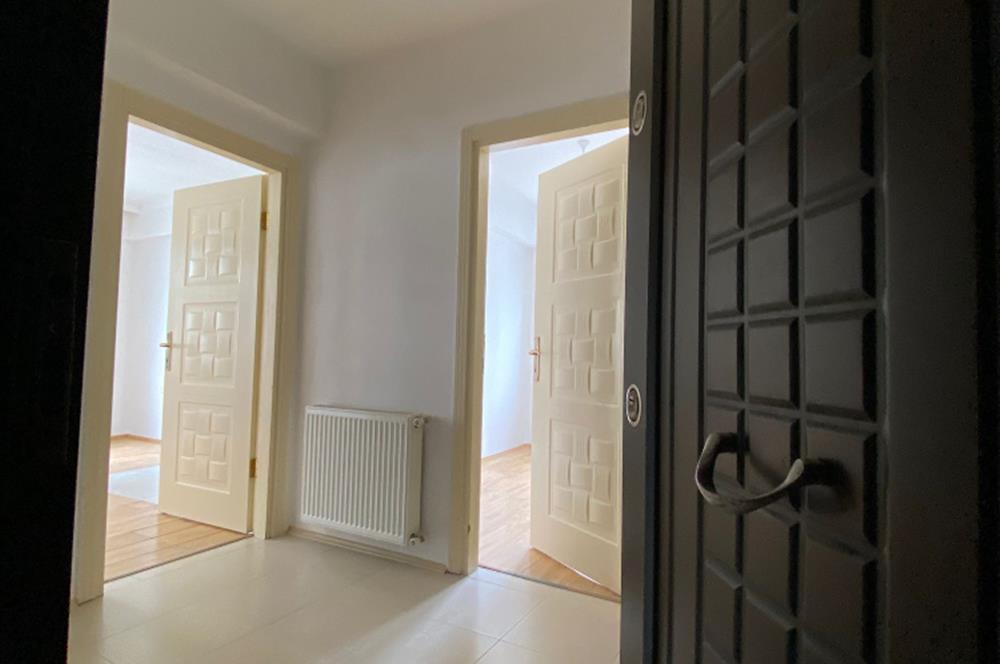 CENTURY 21'DEN ÜNİVERSİTE KARŞISI 2+1 KİRALIK DAİRE! 