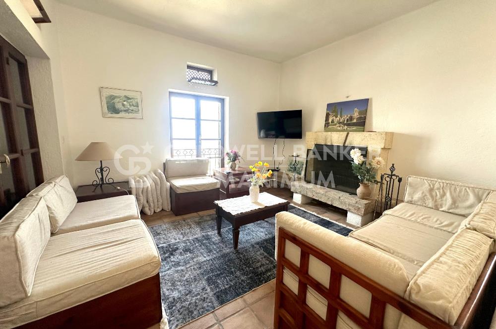 KKTC Girne Bellapais 3+1 Büyüleyici Manzaralı Kiralık Villa