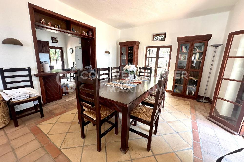 KKTC Girne Bellapais 3+1 Büyüleyici Manzaralı Kiralık Villa