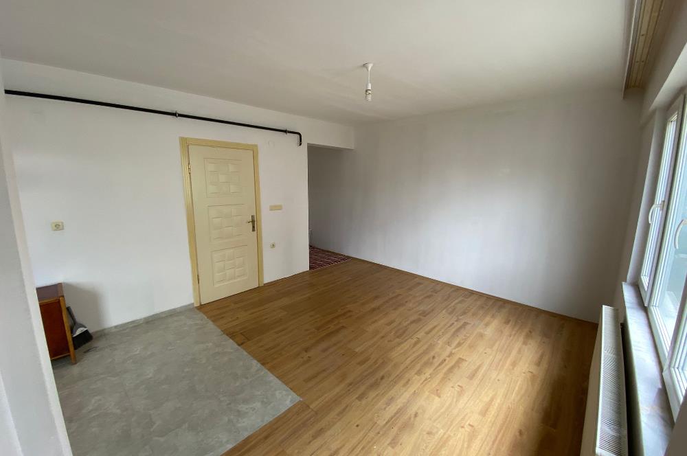 CENTURY 21'DEN ÜNİVERSİTE KARŞISI 2+1 KİRALIK DAİRE! 