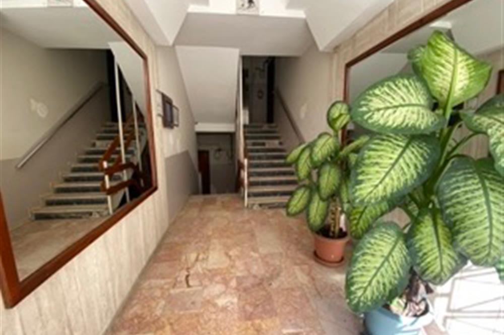 KOZYATAĞI MERKEZİ KONUMDA 3+1 KİRALIK DAİRE