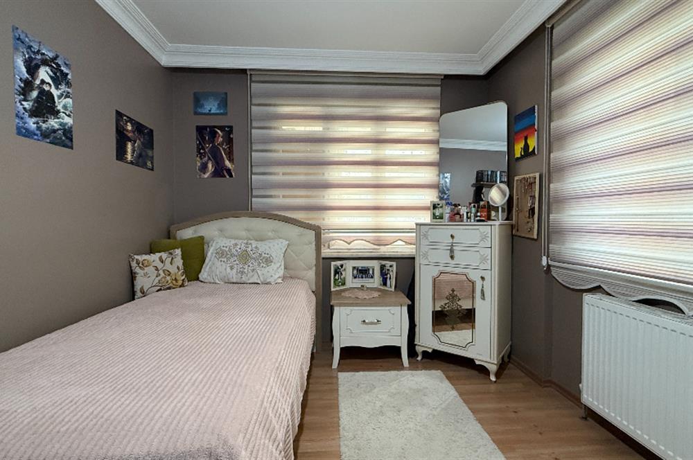 Century 21 Bal'dan Plevne Mahallesinde Satılık 3+1 Daire