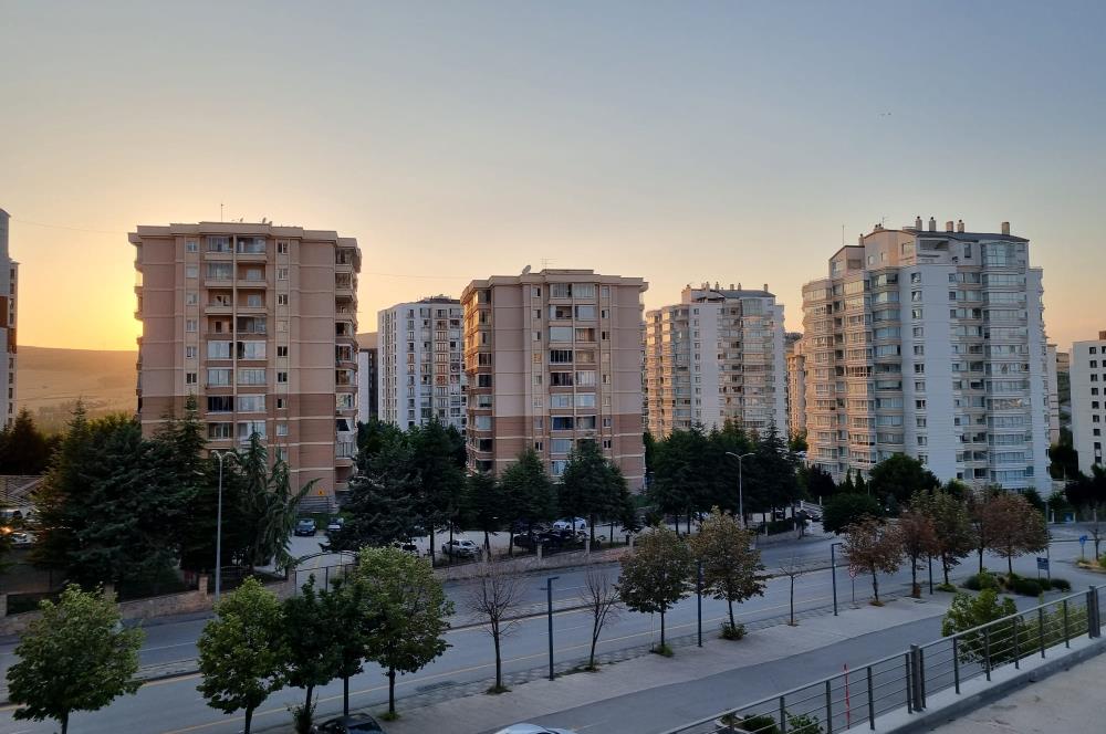YAŞAMKENT'İN EN MERKEZİ KONUMUNDA ANKACADDE'DE SATILIK 2+1 DAİRE