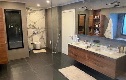 Tepekent’te Lüks Satılık 9+3 Müstakil Villa