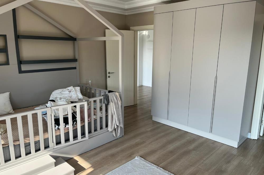 Tepekent’te Lüks Satılık 9+3 Müstakil Villa
