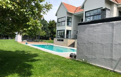 Tepekent’te Lüks Satılık 9+3 Müstakil Villa