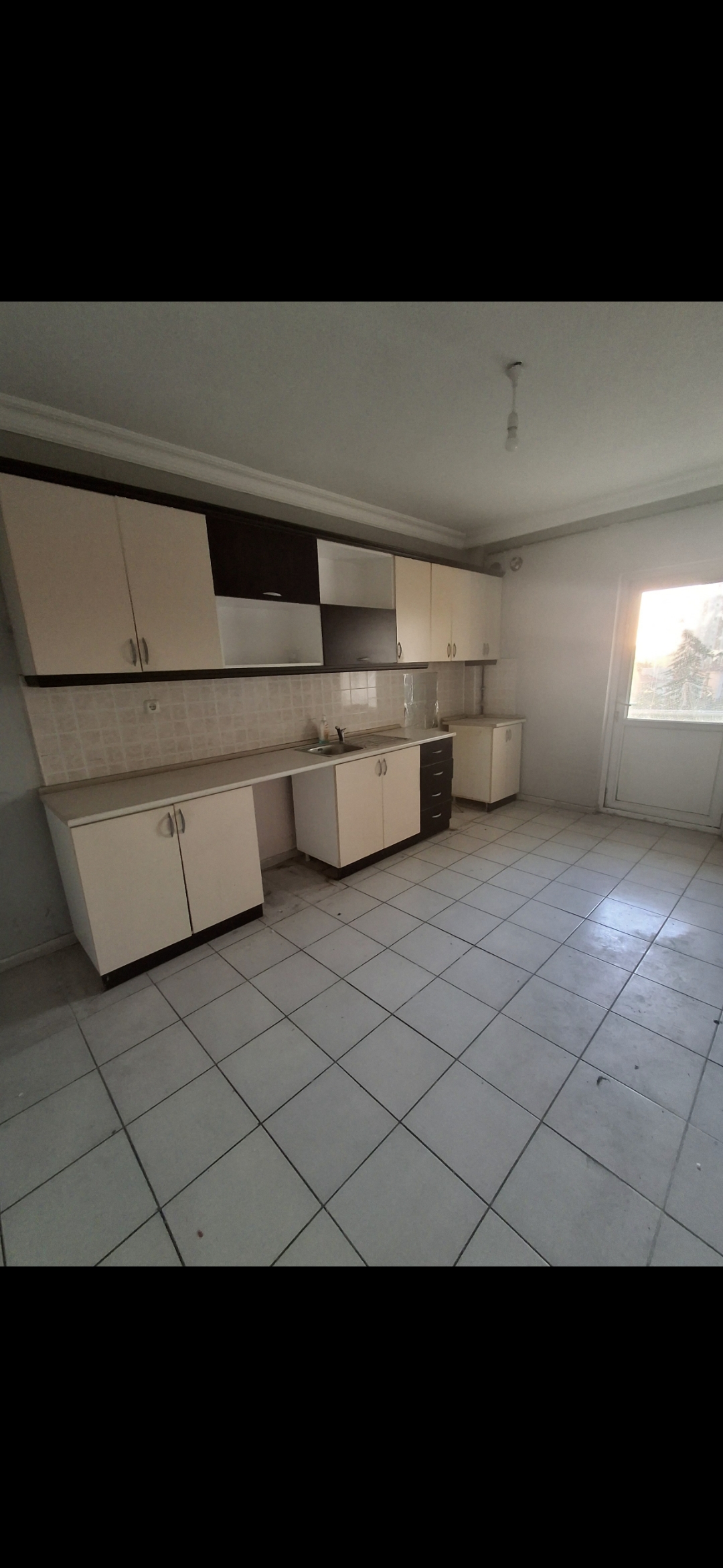 Turkuaz TOKİ de Kiralık 4+1 daire