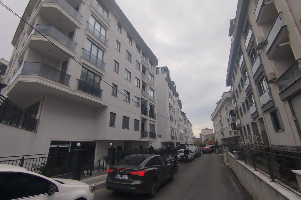 GÜVENLİKLİ SİTE İÇERİSİNDE KİRALIK 2+1
