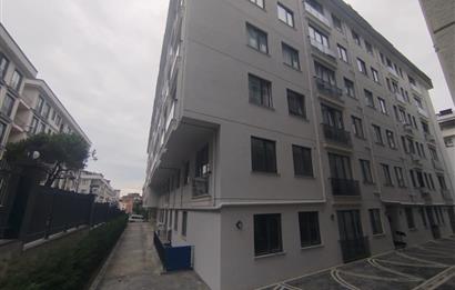 GÜVENLİKLİ SİTE İÇERİSİNDE KİRALIK 2+1