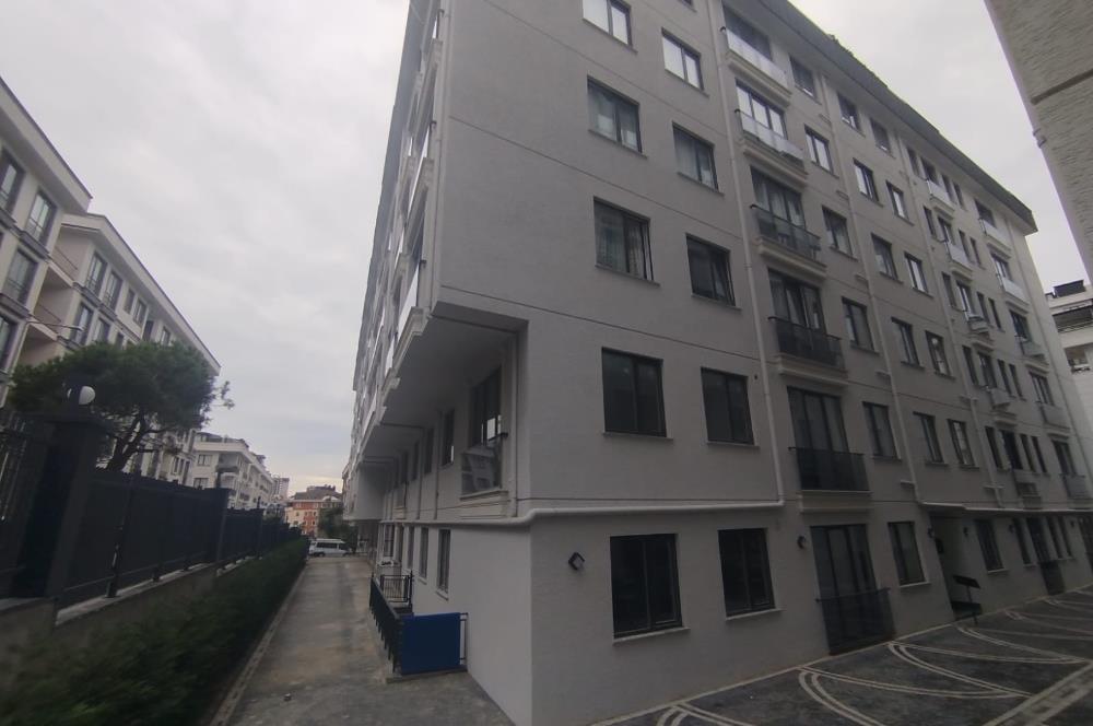 GÜVENLİKLİ SİTE İÇERİSİNDE KİRALIK 2+1