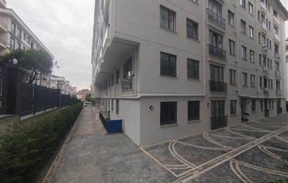 GÜVENLİKLİ SİTE İÇERİSİNDE KİRALIK 2+1