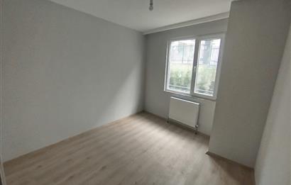 GÜVENLİKLİ SİTE İÇERİSİNDE KİRALIK 2+1