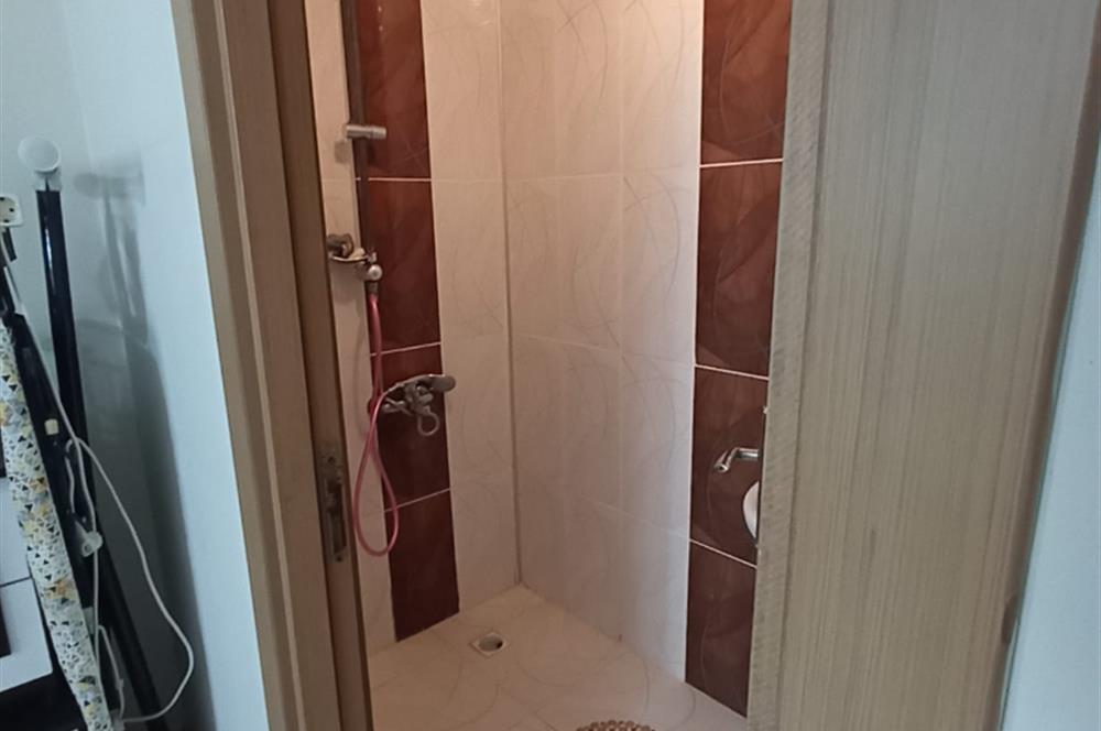 CENTURY 21 VİZYON'DAN ESENLİ CADDESİNDE SATILIK 3+1 DAİRE 