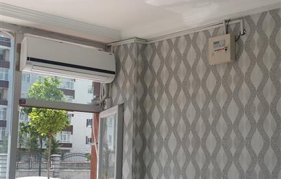 Adnan kahvecide Cadde üzerinde çift cepheli 124m2 Köşe dükkan.