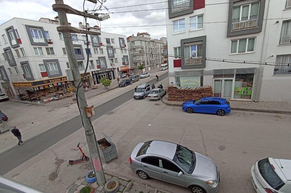 CENTURY 21 VİZYON'DAN ESENLİ CADDESİNDE SATILIK 3+1 DAİRE 