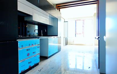 BAHÇELİEVLER MAHALLESİ’İNDE SİTE İÇİNDE 4,5+1 SATILIK DAİRE