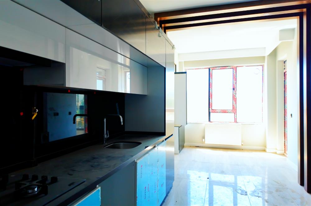 BAHÇELİEVLER MAHALLESİ’İNDE SİTE İÇİNDE 4,5+1 SATILIK DAİRE