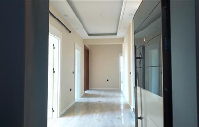 BAHÇELİEVLER MAHALLESİ’İNDE SİTE İÇİNDE 4,5+1 SATILIK DAİRE
