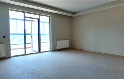 BAHÇELİEVLER MAHALLESİ’İNDE SİTE İÇİNDE 4,5+1 SATILIK DAİRE