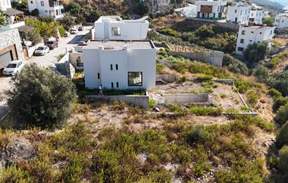 Boğaziçi Deniz Manzaralı Satılık Müstakil Villa