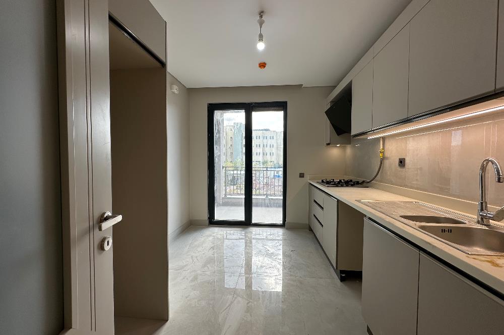 C21 LOCADAN EMLAK KONUTLARINDA 3+1 DAİRE