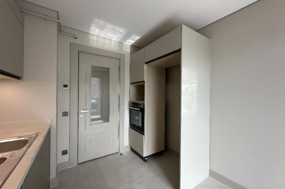 C21 LOCADAN EMLAK KONUTLARINDA 3+1 DAİRE