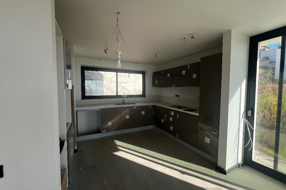 Boğaziçi Deniz Manzaralı Satılık Müstakil Villa