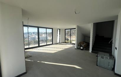 Boğaziçi Deniz Manzaralı Satılık Müstakil Villa