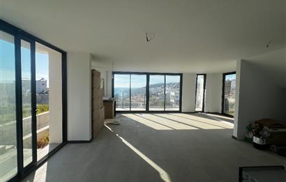 Boğaziçi Deniz Manzaralı Satılık Müstakil Villa