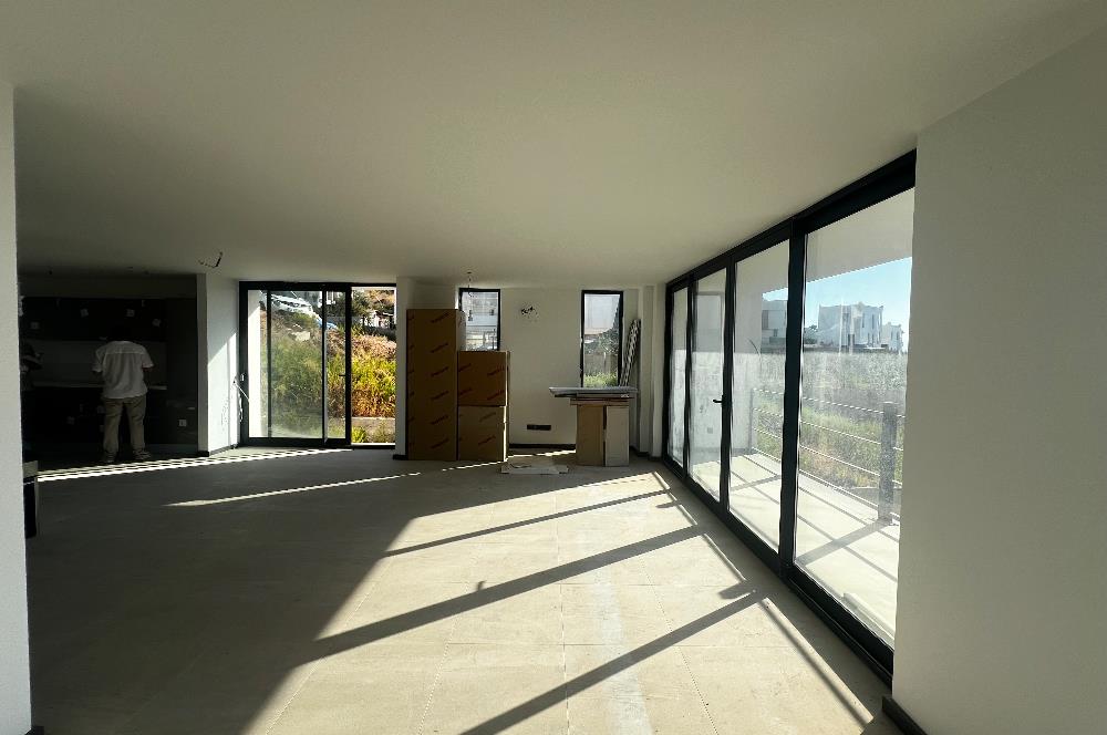 Boğaziçi Deniz Manzaralı Satılık Müstakil Villa