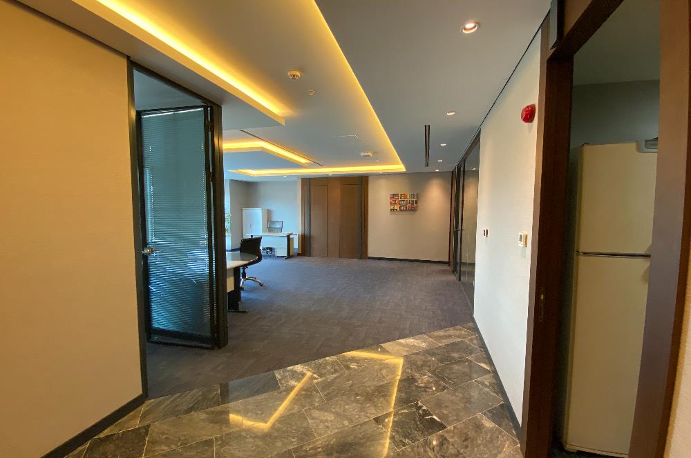 Porta Vadi Kiralık kdv'li Ofis 293m2 Vadistanbul Skyland Seba