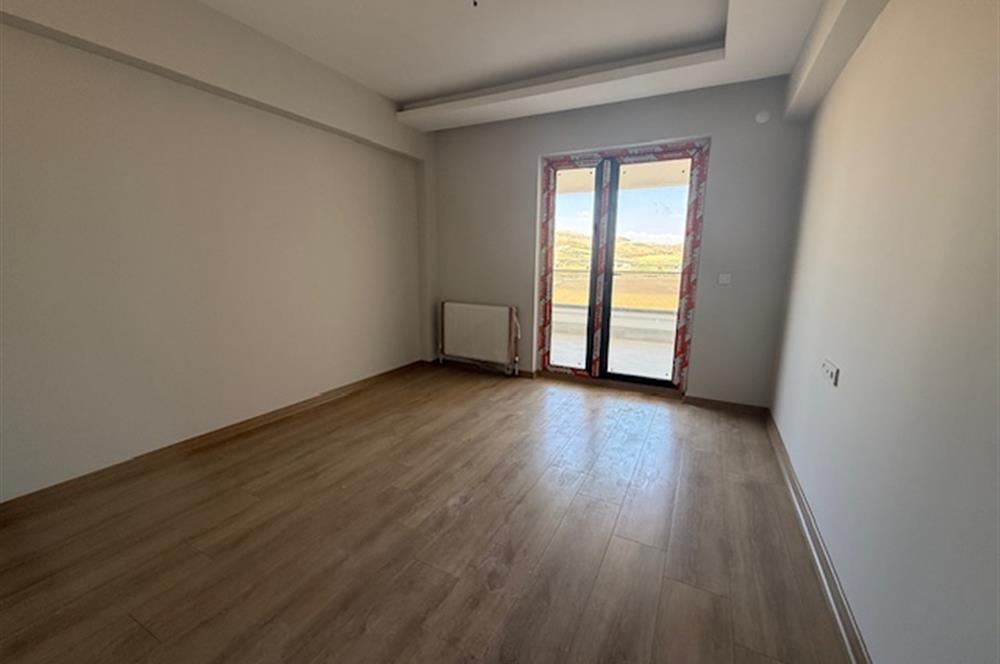 MODERN BAŞPINAR SİTESİ'NDE 4,5+1 SIFIR SATILIK DAİRE