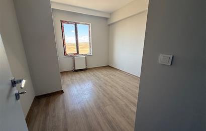 MODERN BAŞPINAR SİTESİ'NDE 4,5+1 SIFIR SATILIK DAİRE